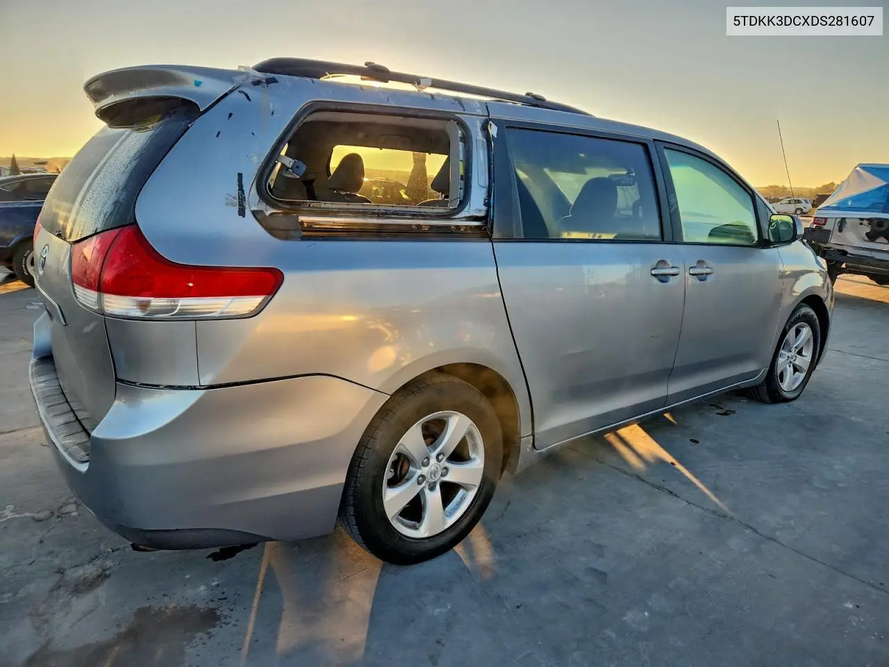 5TDKK3DCXDS281607 2013 Toyota Sienna Le
