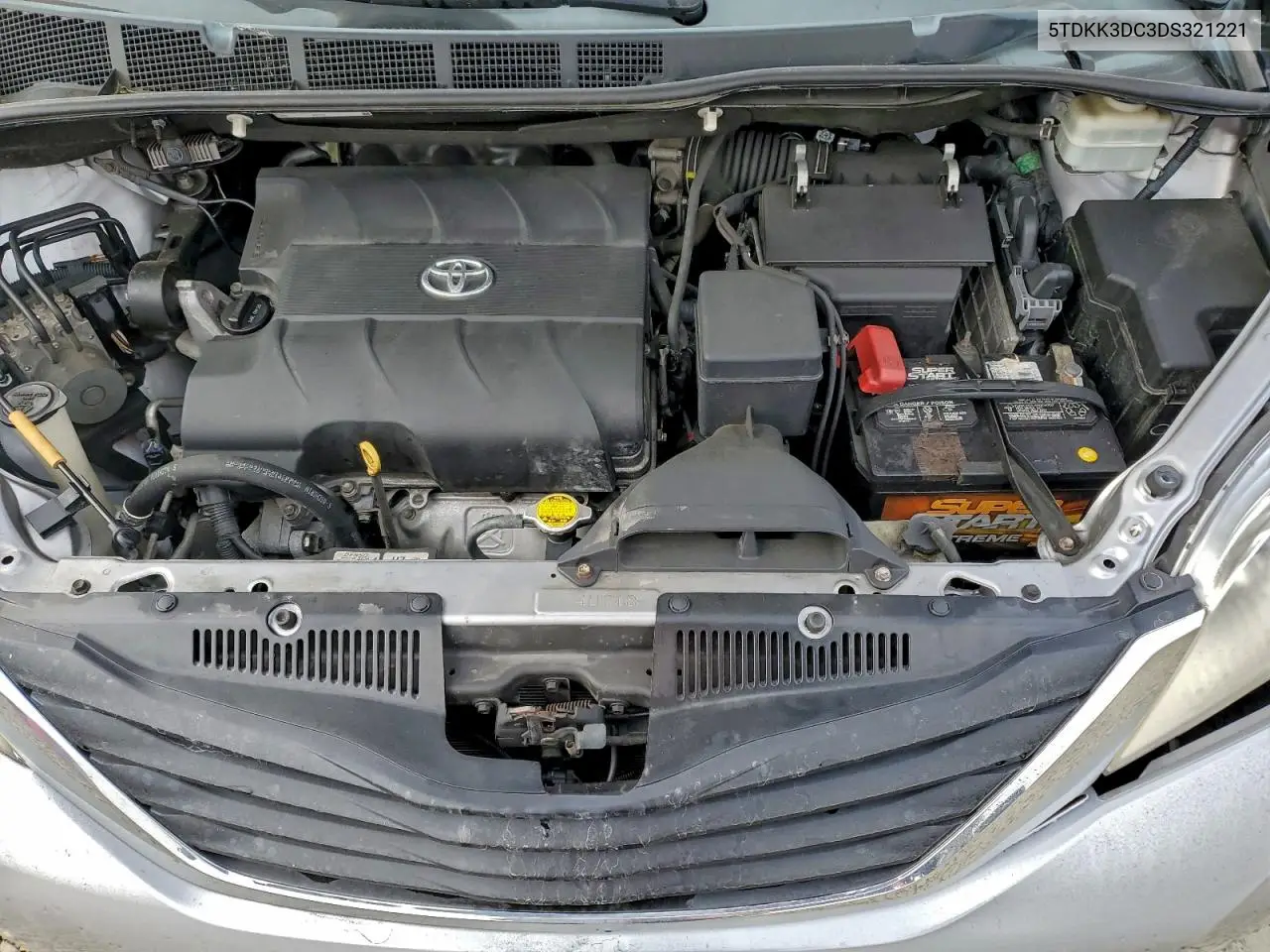 5TDKK3DC3DS321221 2013 Toyota Sienna Le