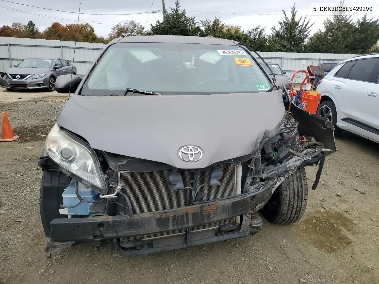 5TDKK3DC8ES429299 2014 Toyota Sienna Le