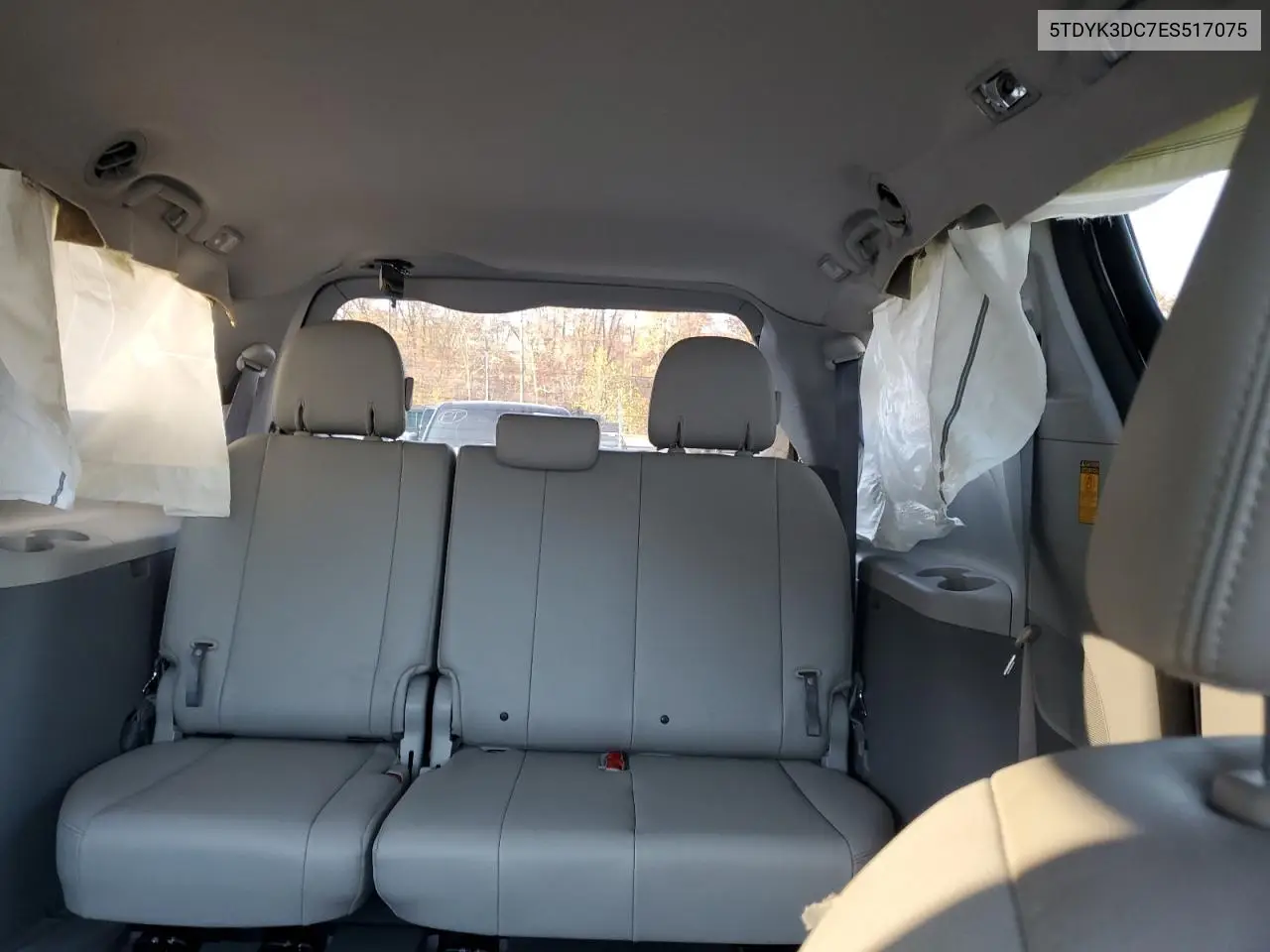 5TDYK3DC7ES517075 2014 Toyota Sienna Xle
