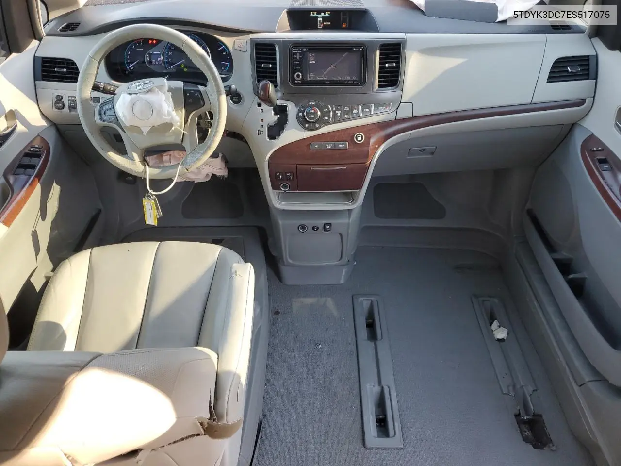 5TDYK3DC7ES517075 2014 Toyota Sienna Xle
