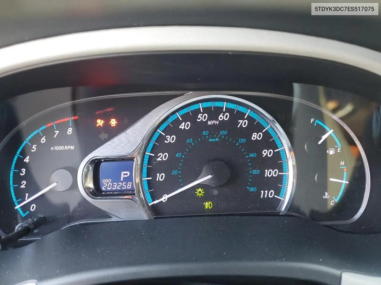 5TDYK3DC7ES517075 2014 Toyota Sienna Xle