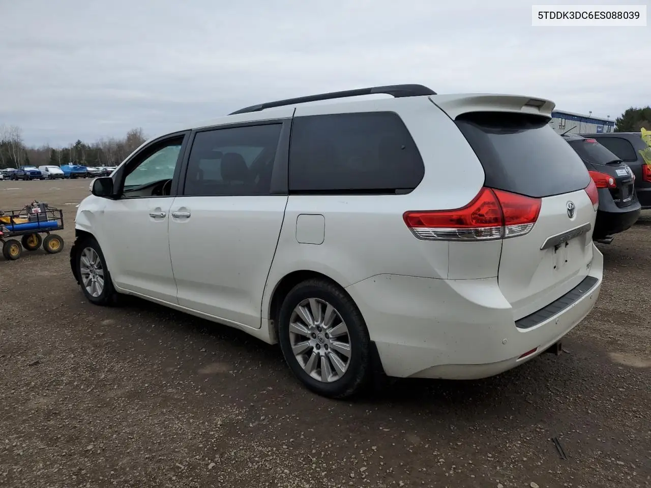 5TDDK3DC6ES088039 2014 Toyota Sienna Xle