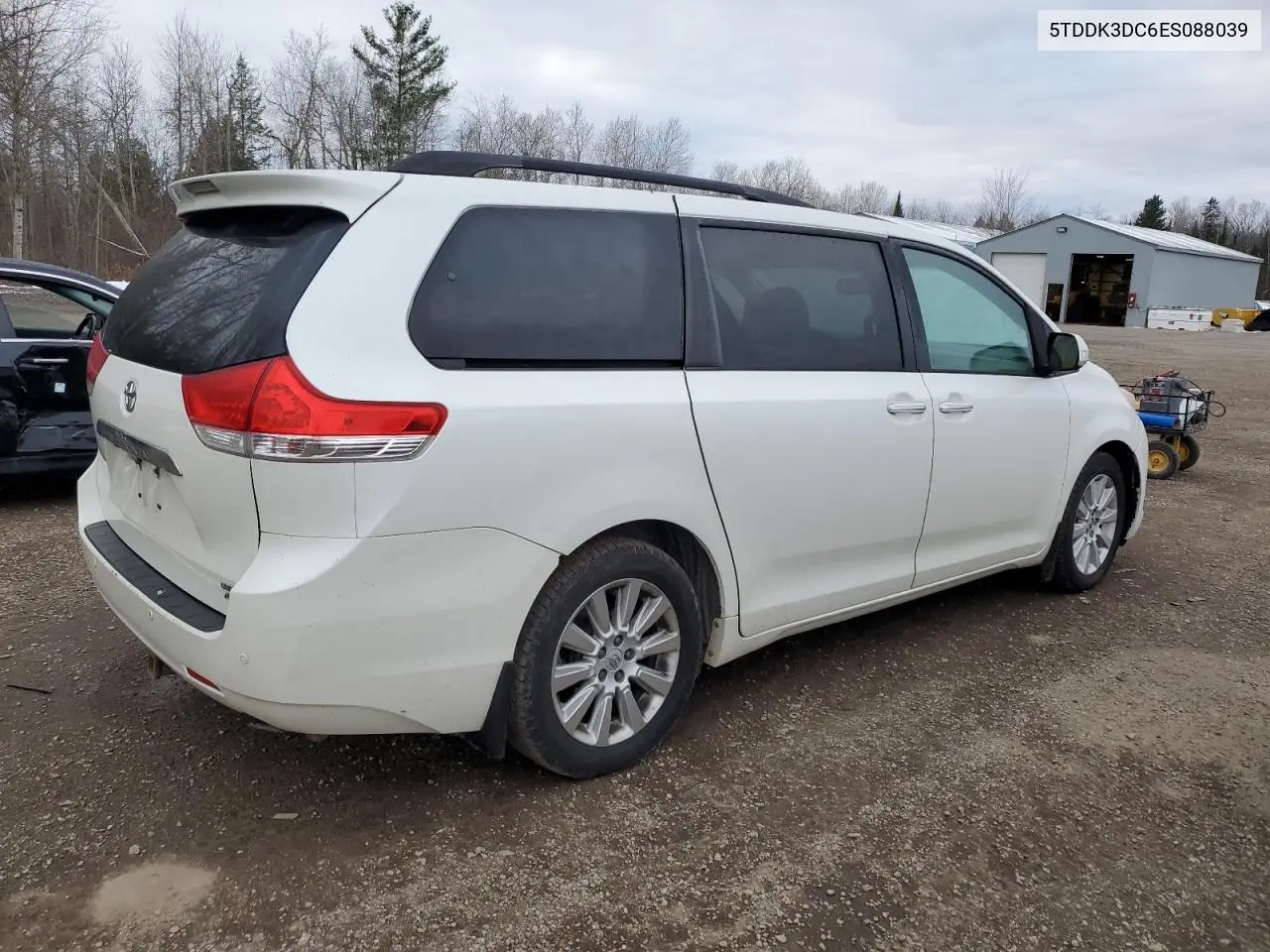 5TDDK3DC6ES088039 2014 Toyota Sienna Xle
