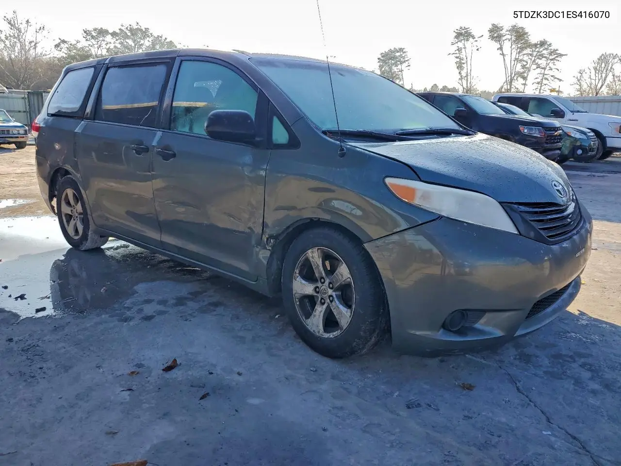 5TDZK3DC1ES416070 2014 Toyota Sienna