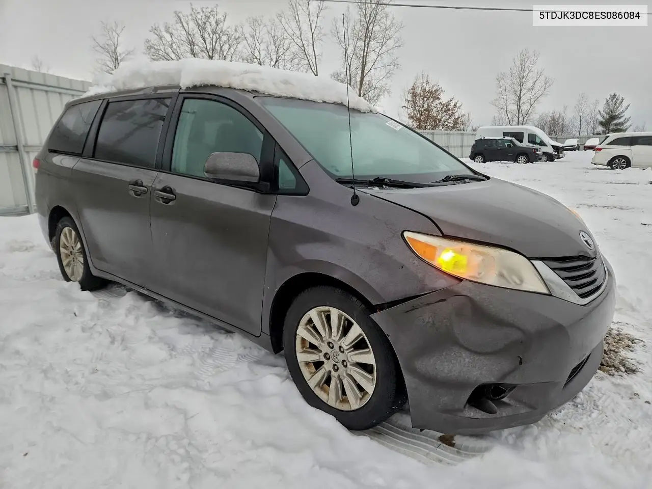 5TDJK3DC8ES086084 2014 Toyota Sienna Le