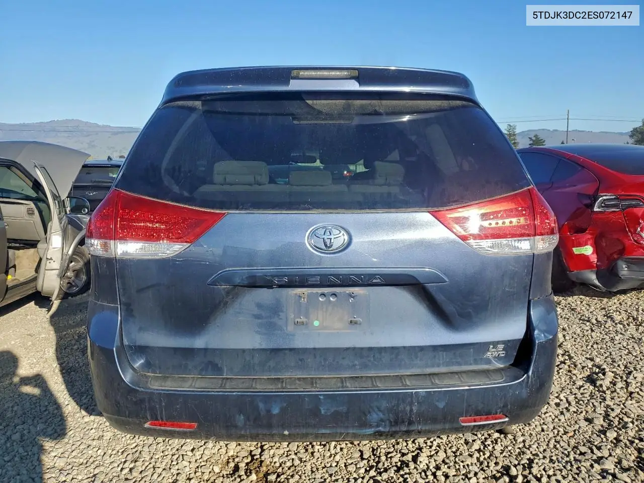 5TDJK3DC2ES072147 2014 Toyota Sienna Le