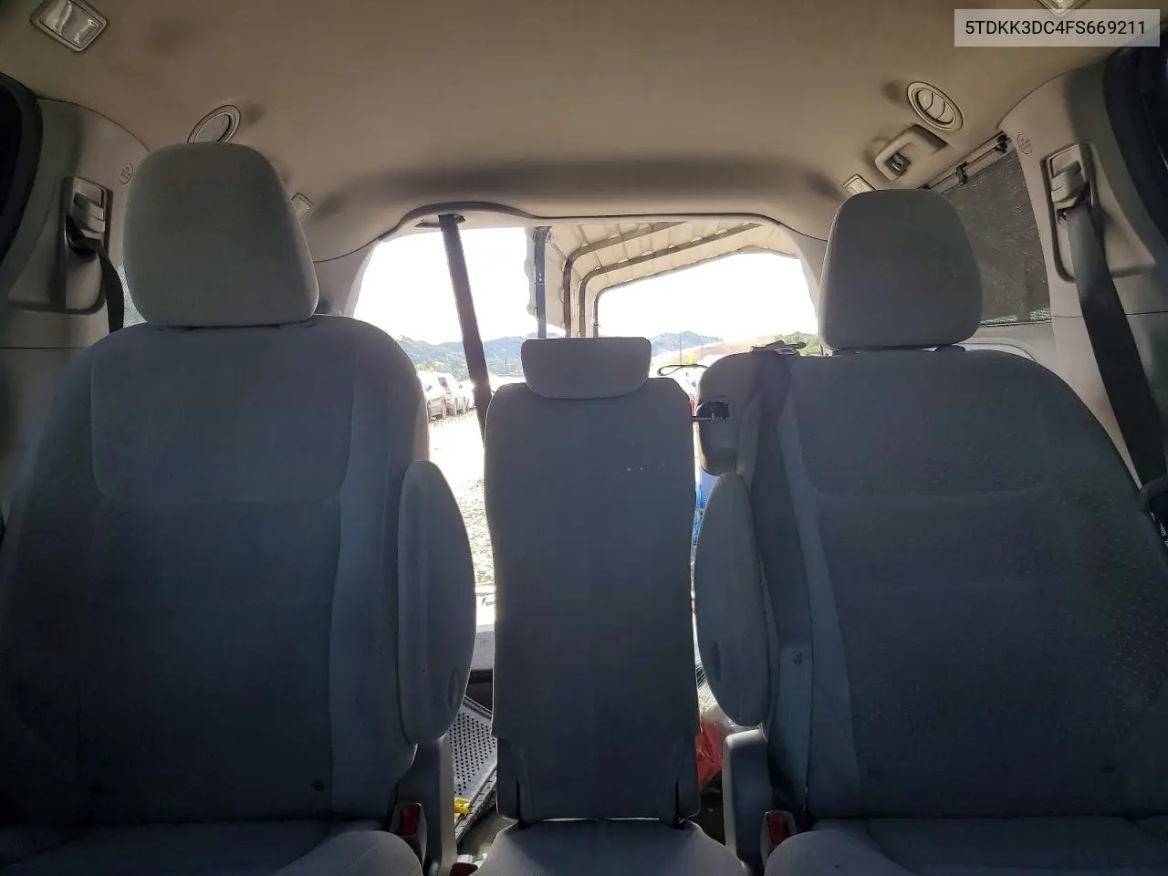 5TDKK3DC4FS669211 2015 Toyota Sienna Le