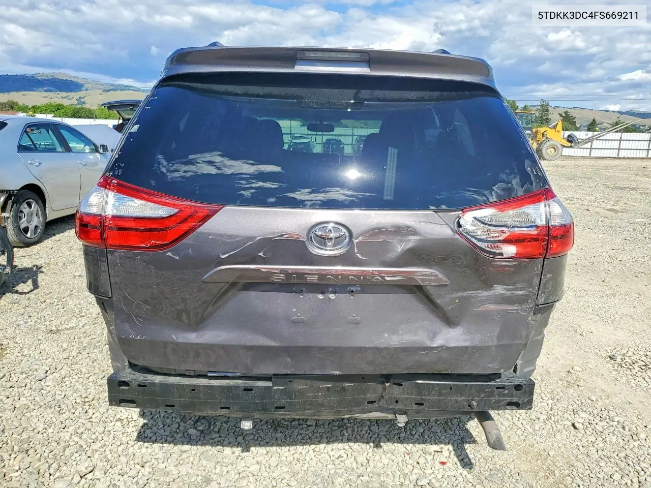 5TDKK3DC4FS669211 2015 Toyota Sienna Le