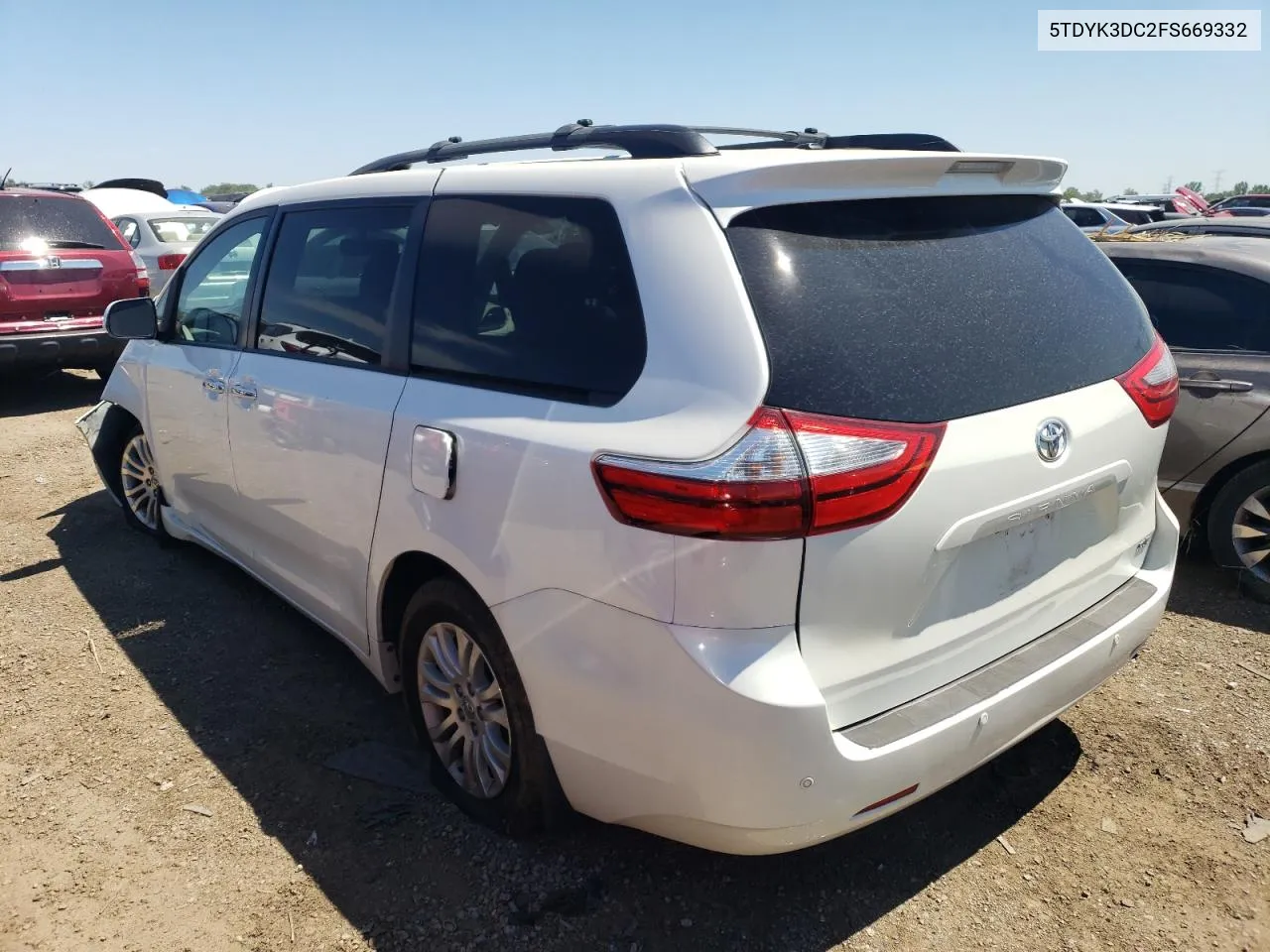 5TDYK3DC2FS669332 2015 Toyota Sienna Xle