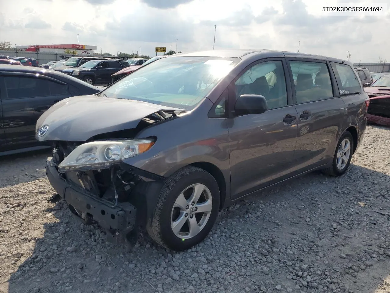 5TDZK3DC5FS664694 2015 Toyota Sienna