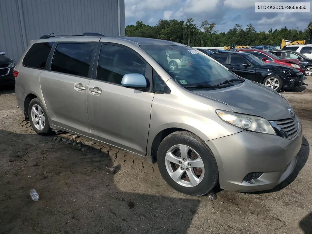 5TDKK3DC0FS668850 2015 Toyota Sienna Le