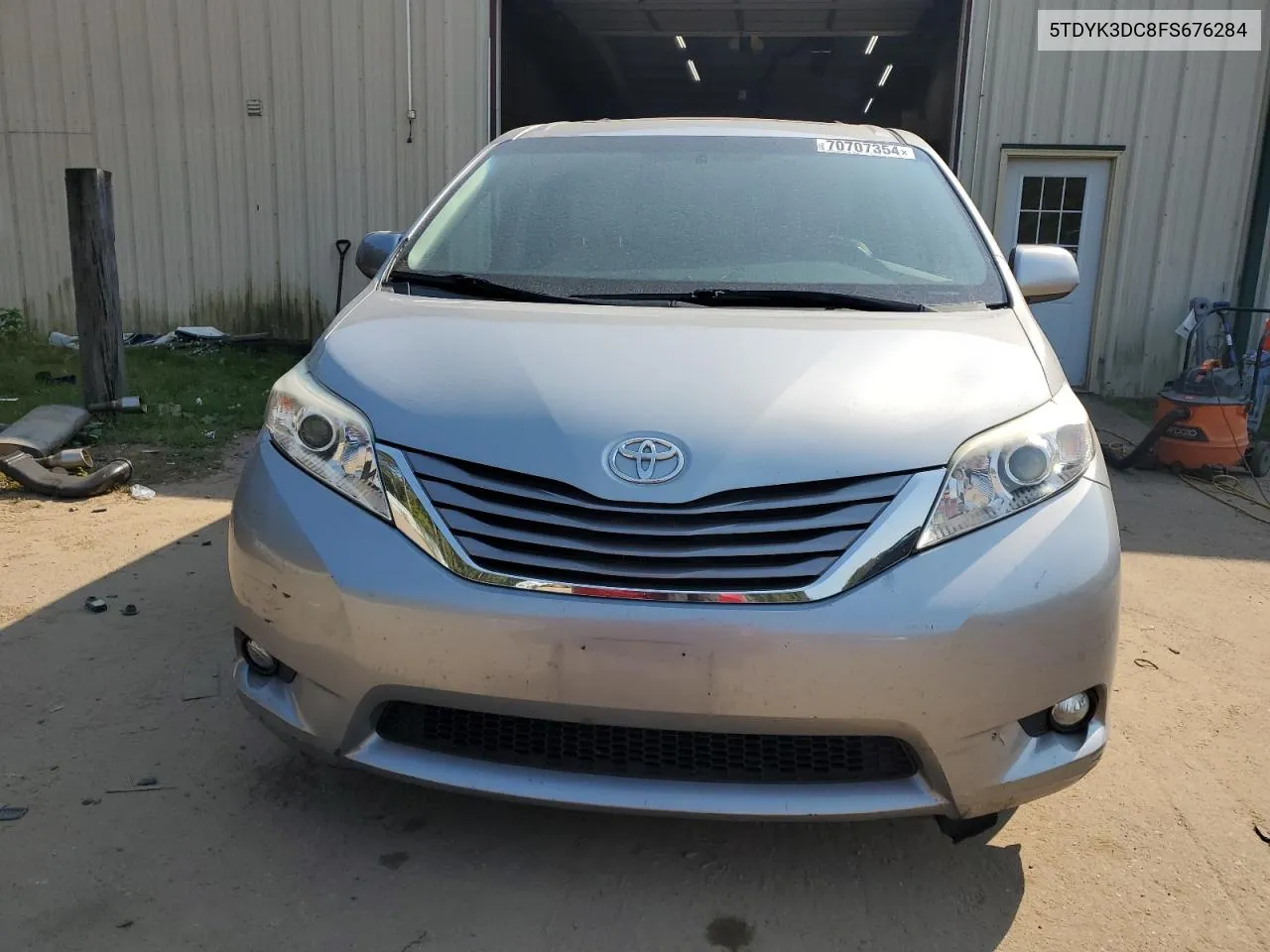 5TDYK3DC8FS676284 2015 Toyota Sienna Xle