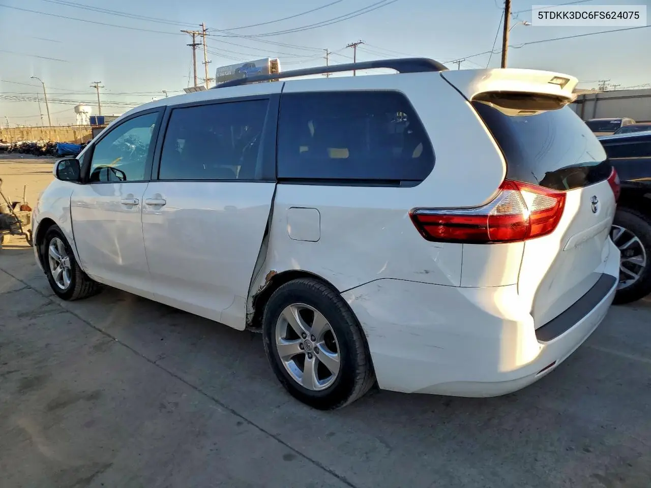 5TDKK3DC6FS624075 2015 Toyota Sienna Le