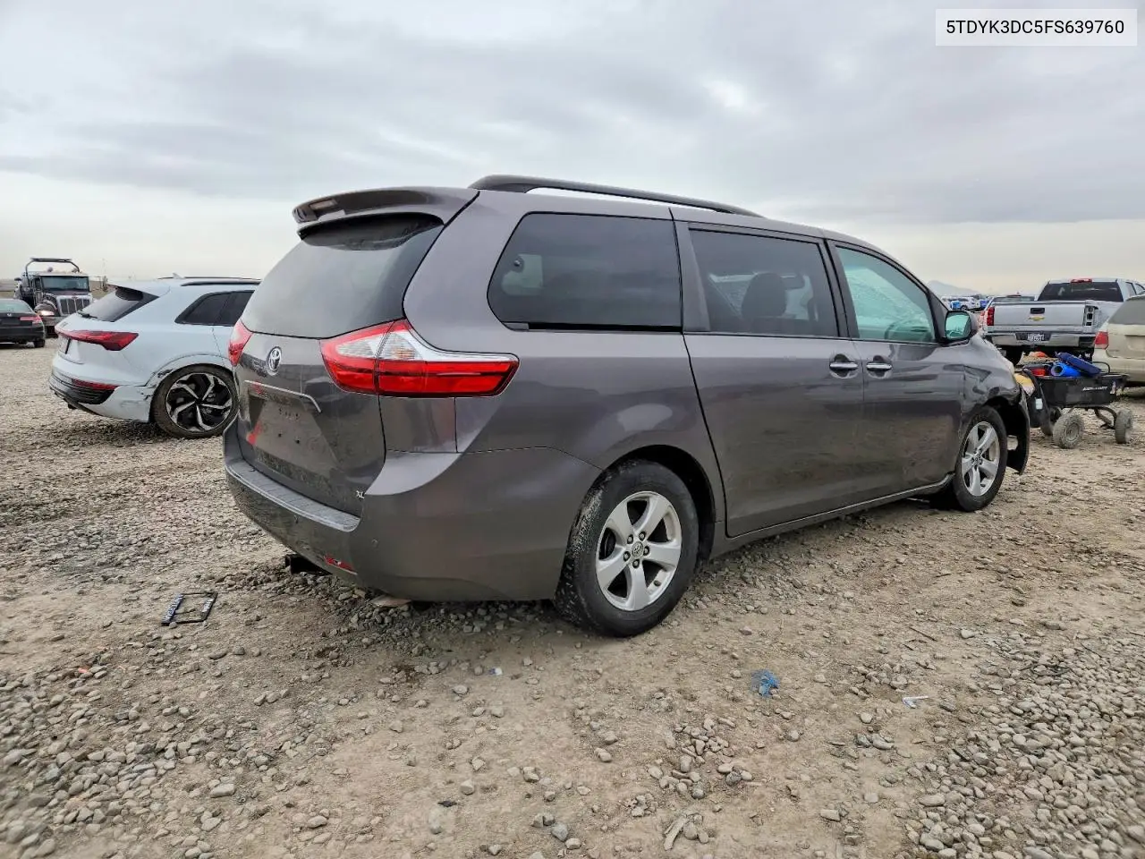 5TDYK3DC5FS639760 2015 Toyota Sienna Xle