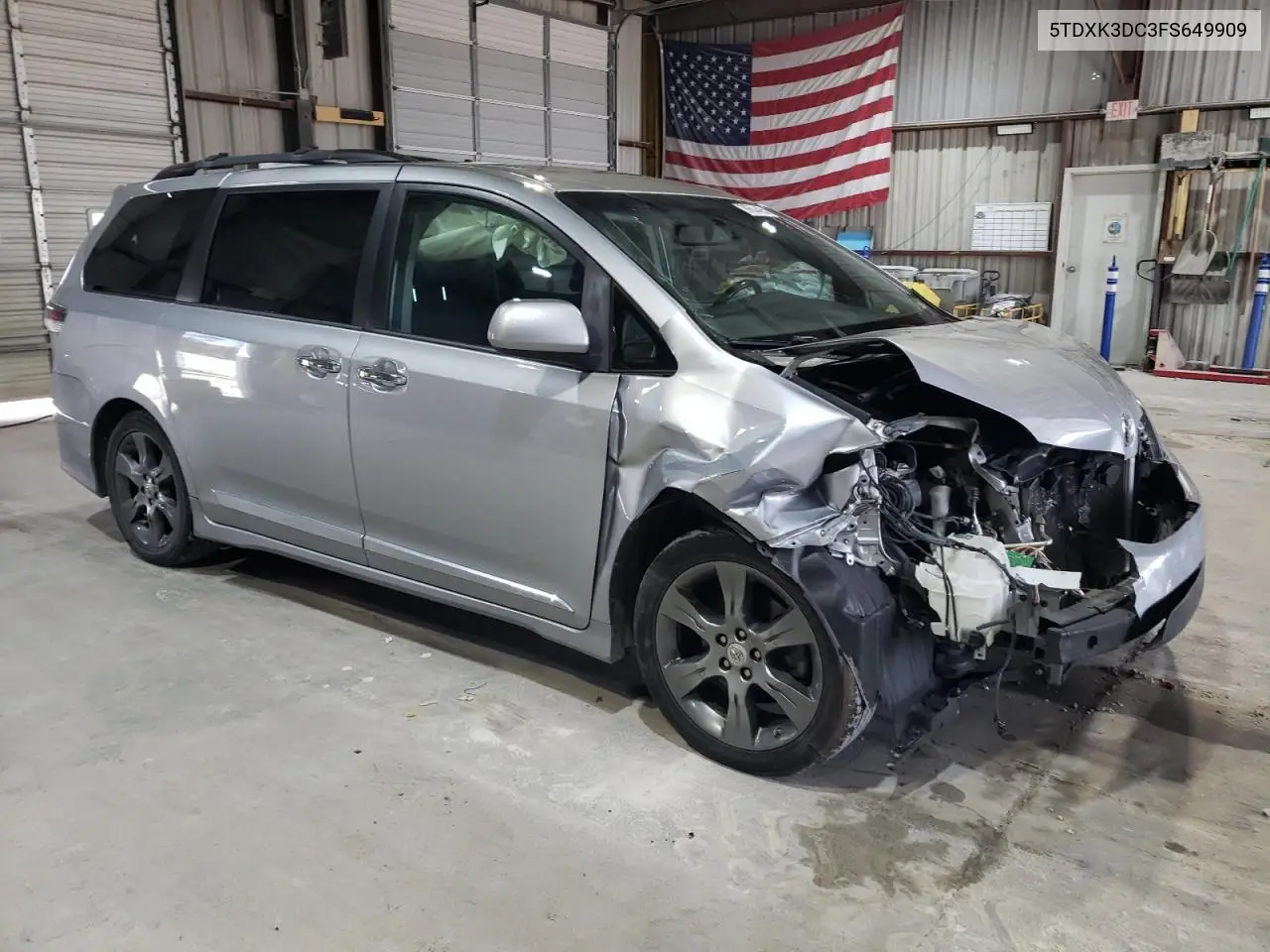 5TDXK3DC3FS649909 2015 Toyota Sienna Sport
