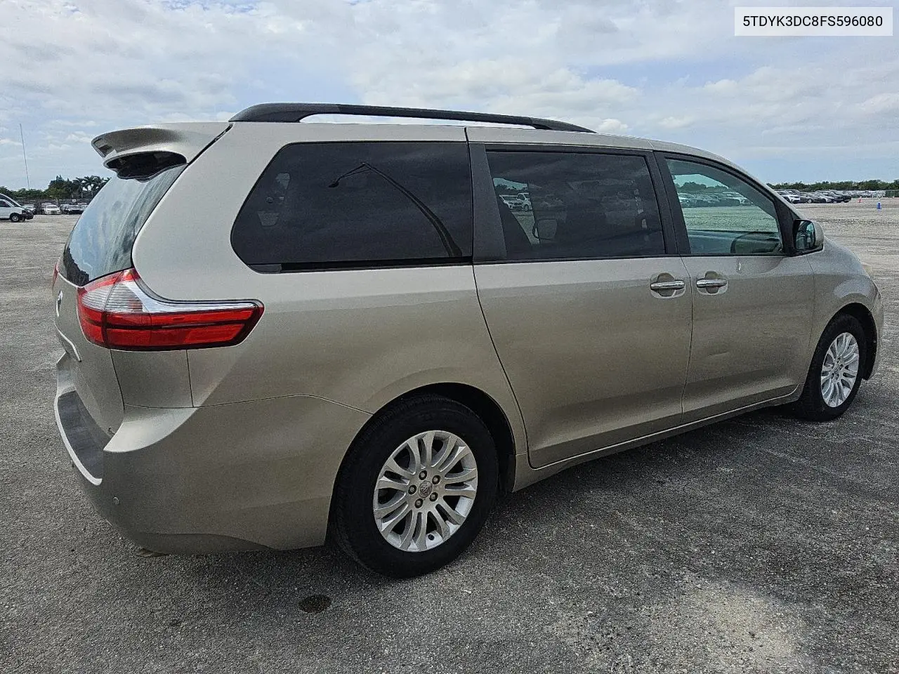 5TDYK3DC8FS596080 2015 Toyota Sienna Xle