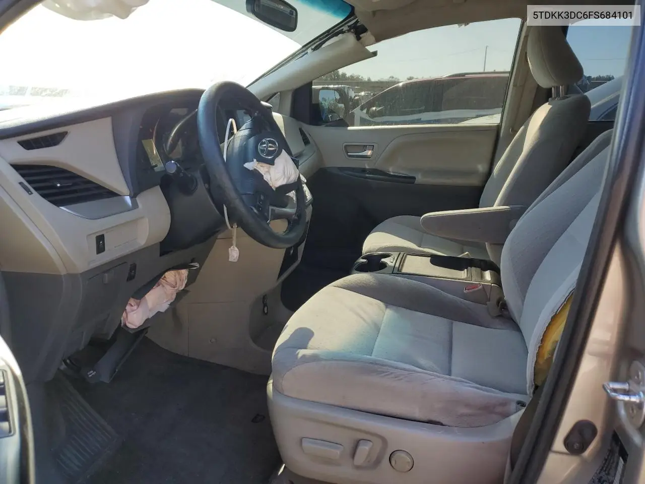 5TDKK3DC6FS684101 2015 Toyota Sienna Le
