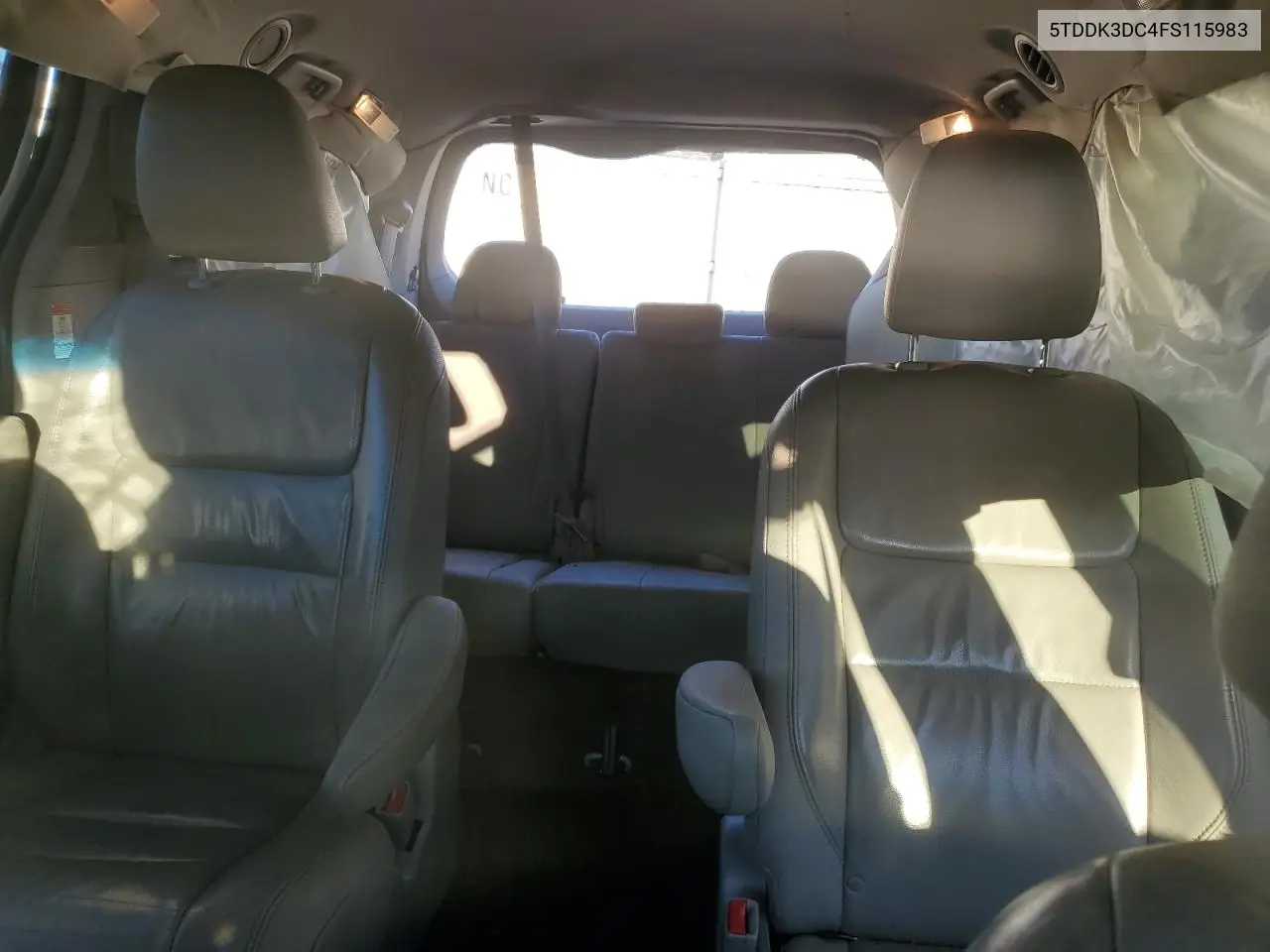 5TDDK3DC4FS115983 2015 Toyota Sienna Xle