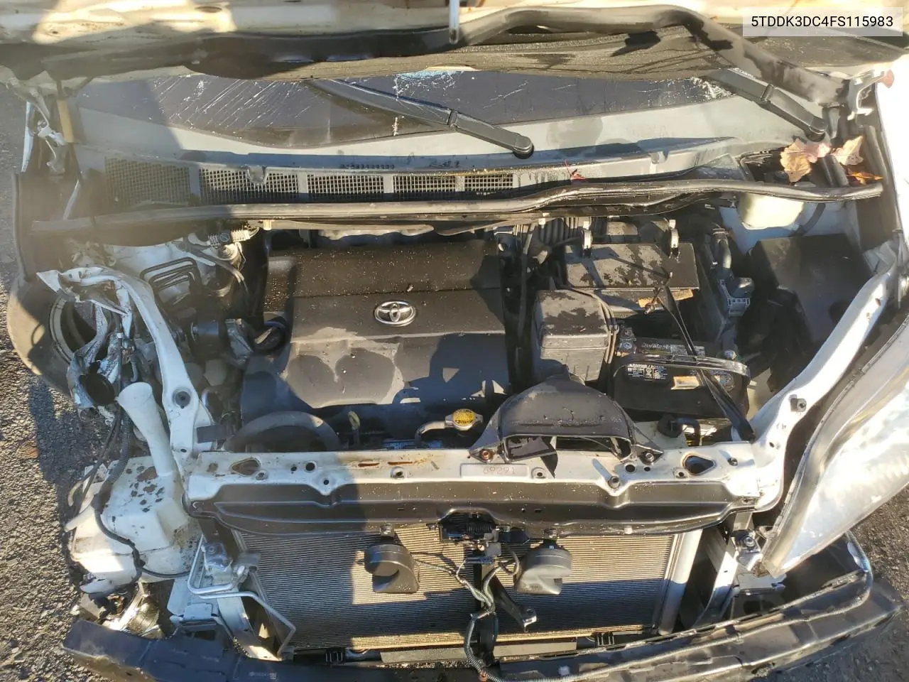 5TDDK3DC4FS115983 2015 Toyota Sienna Xle
