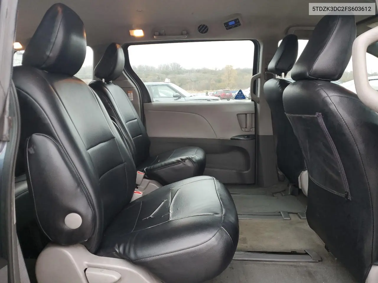 5TDZK3DC2FS603612 2015 Toyota Sienna
