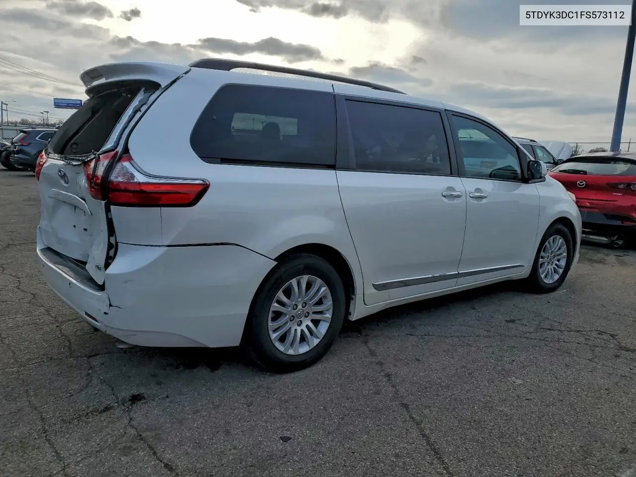 5TDYK3DC1FS573112 2015 Toyota Sienna Xle