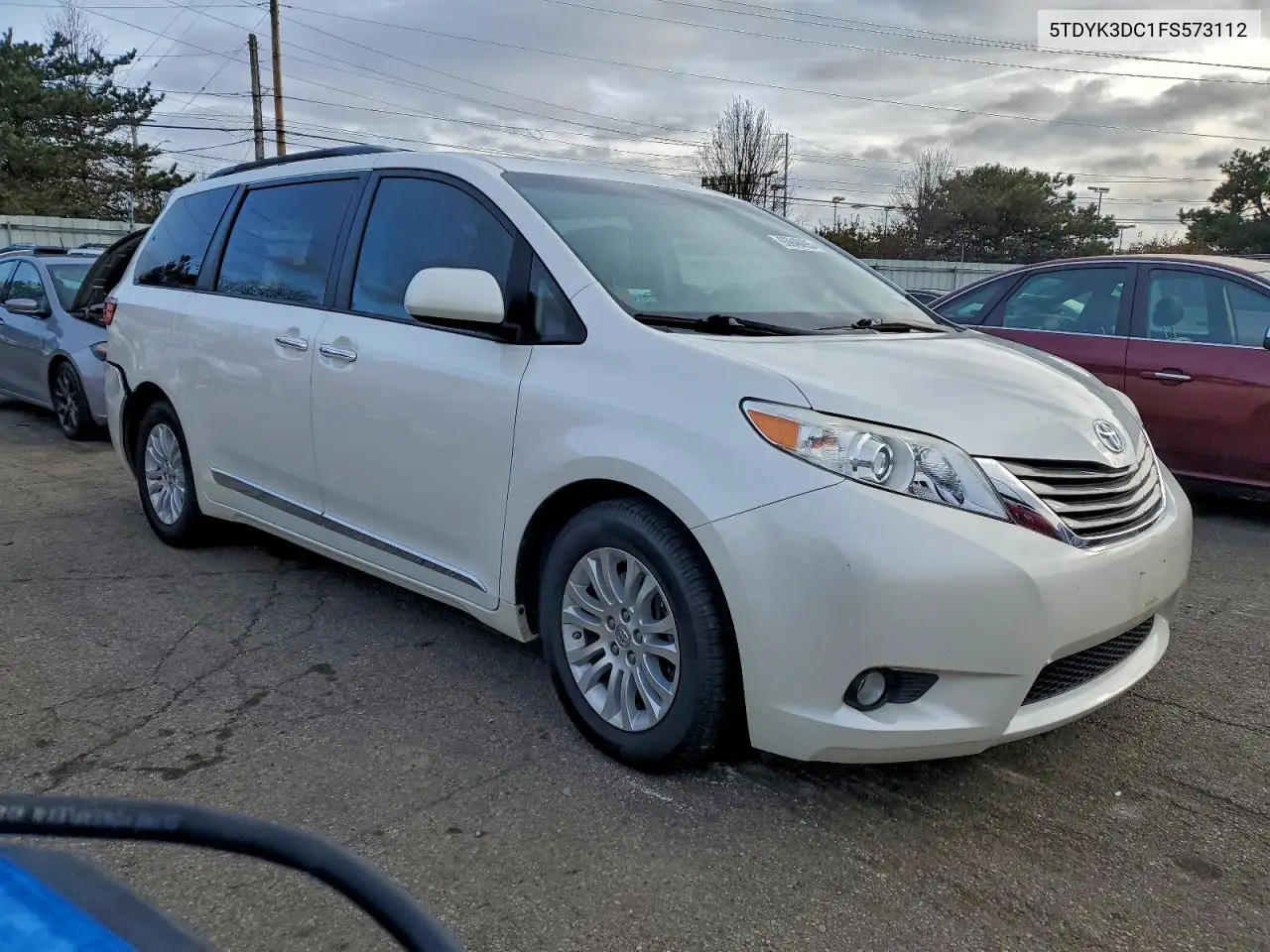 5TDYK3DC1FS573112 2015 Toyota Sienna Xle