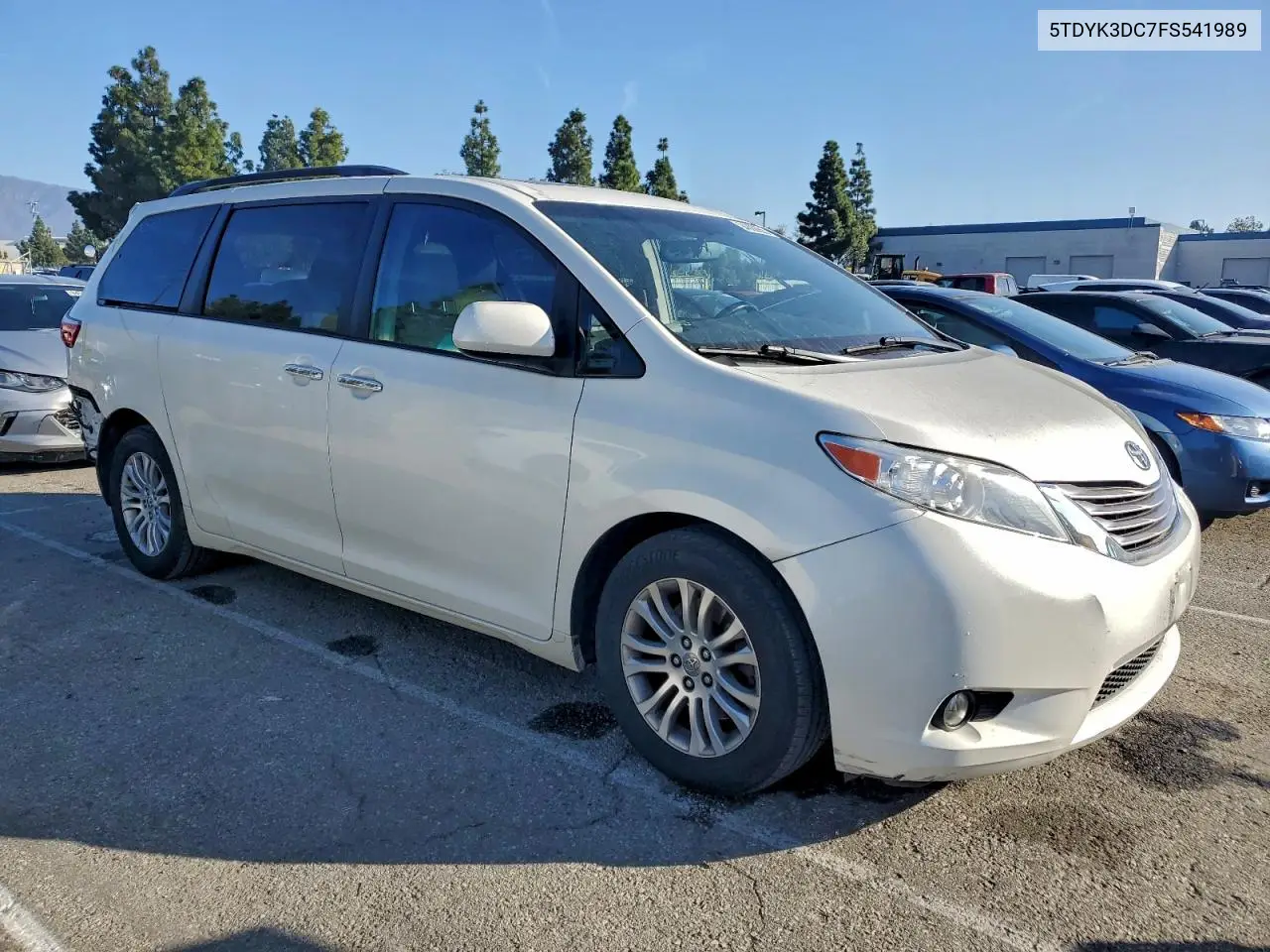 5TDYK3DC7FS541989 2015 Toyota Sienna Xle