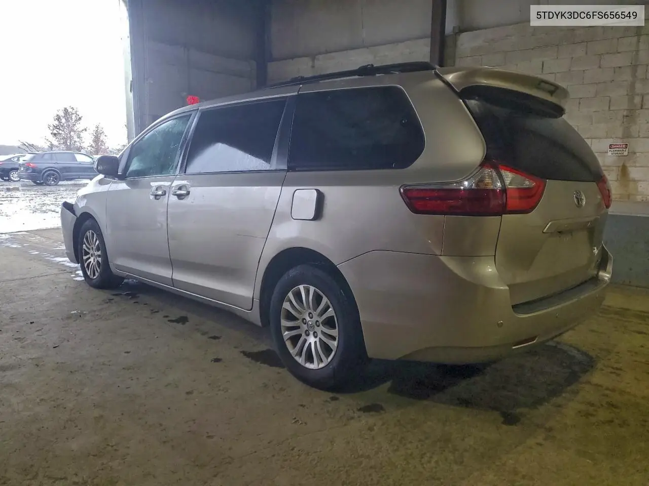 5TDYK3DC6FS656549 2015 Toyota Sienna Xle