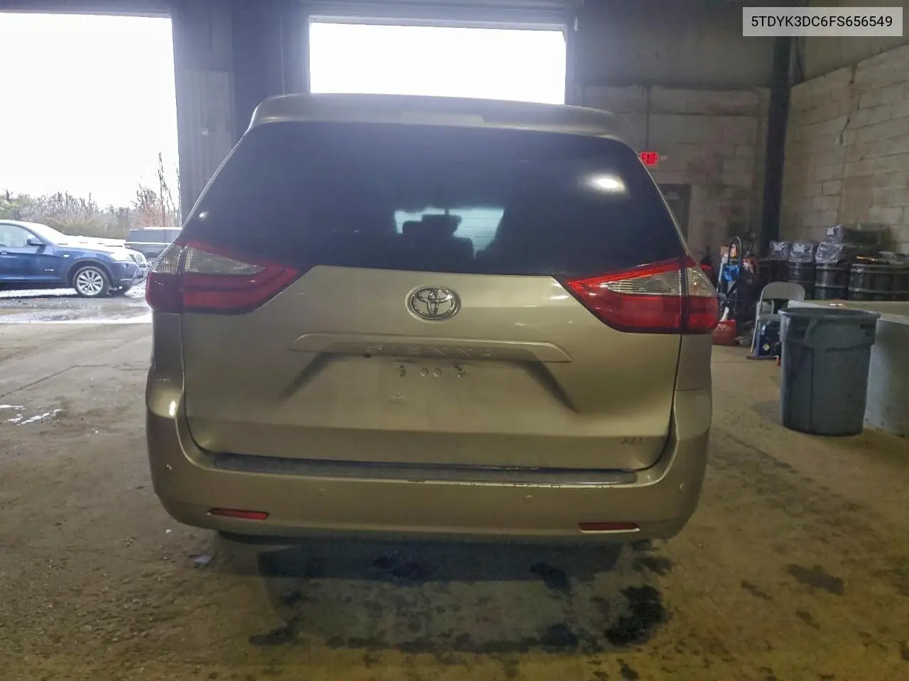 5TDYK3DC6FS656549 2015 Toyota Sienna Xle