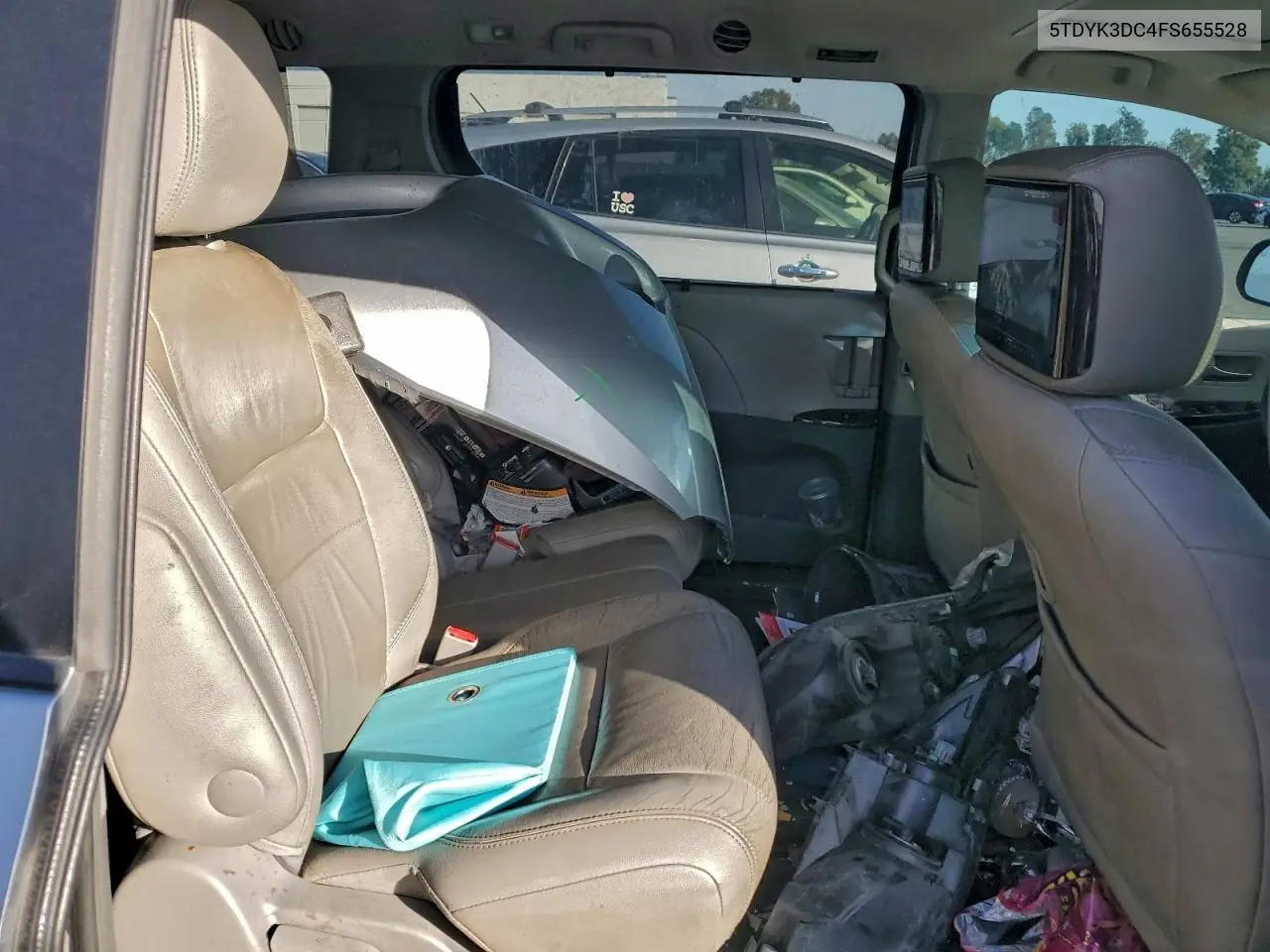 5TDYK3DC4FS655528 2015 Toyota Sienna Xle