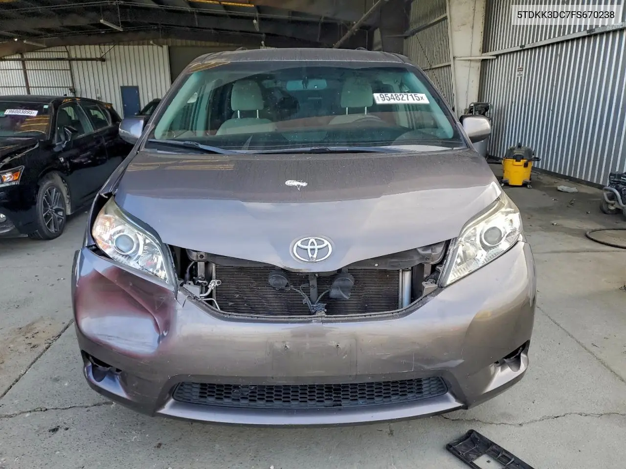 5TDKK3DC7FS670238 2015 Toyota Sienna Le