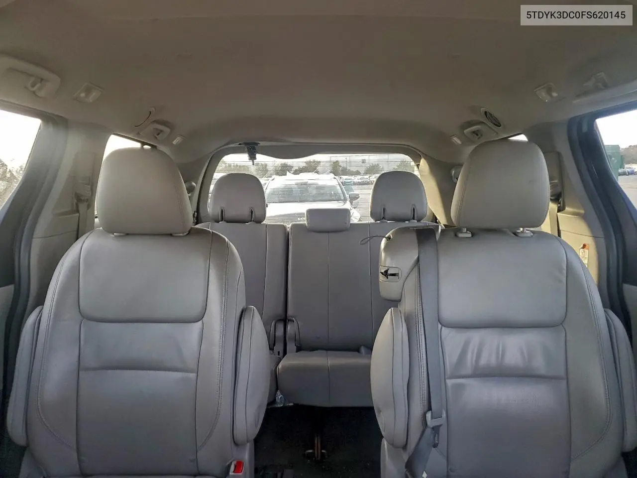 5TDYK3DC0FS620145 2015 Toyota Sienna Xle