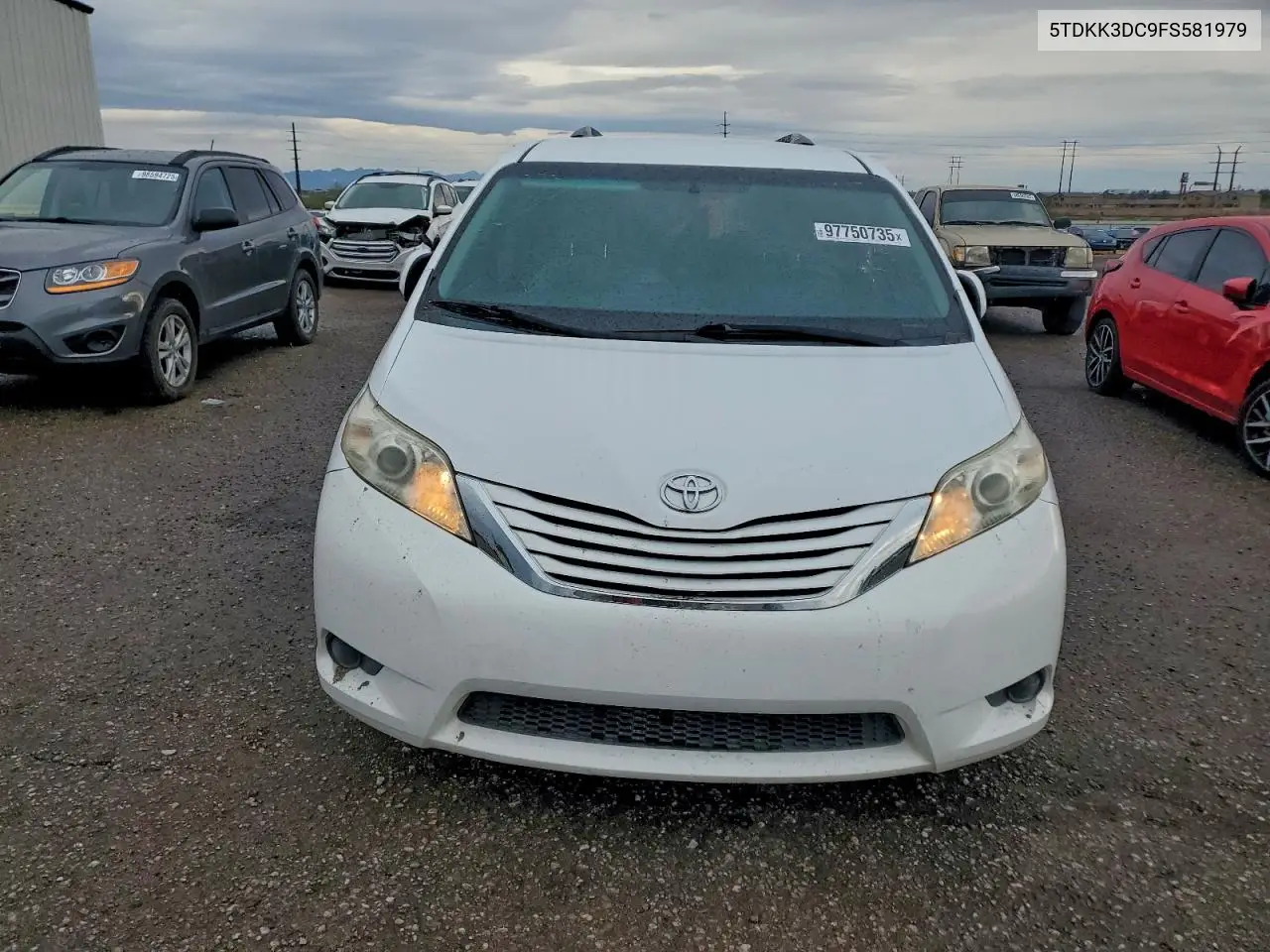 5TDKK3DC9FS581979 2015 Toyota Sienna