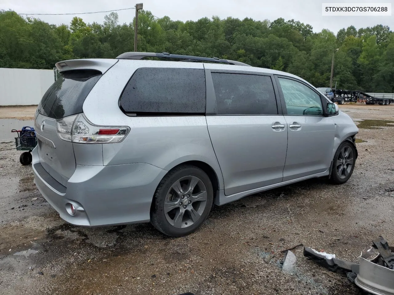 5TDXK3DC7GS706288 2016 Toyota Sienna Se