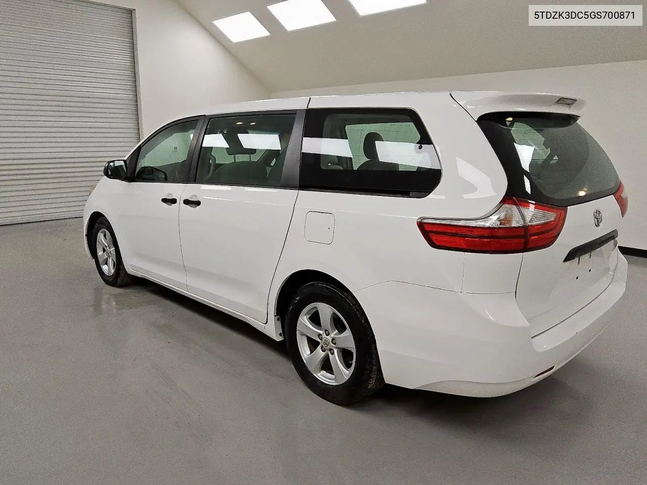 5TDZK3DC5GS700871 2016 Toyota Sienna
