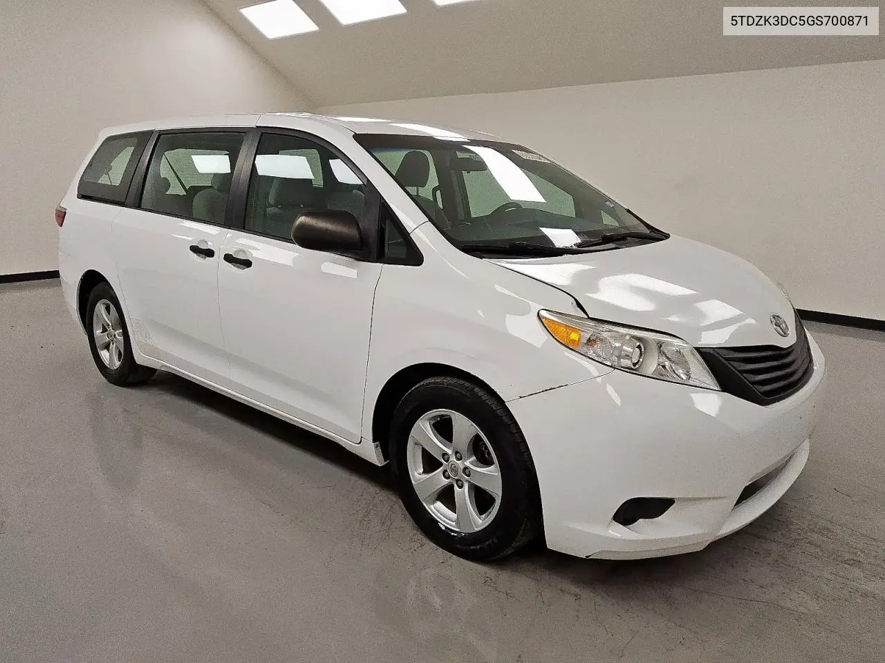 5TDZK3DC5GS700871 2016 Toyota Sienna
