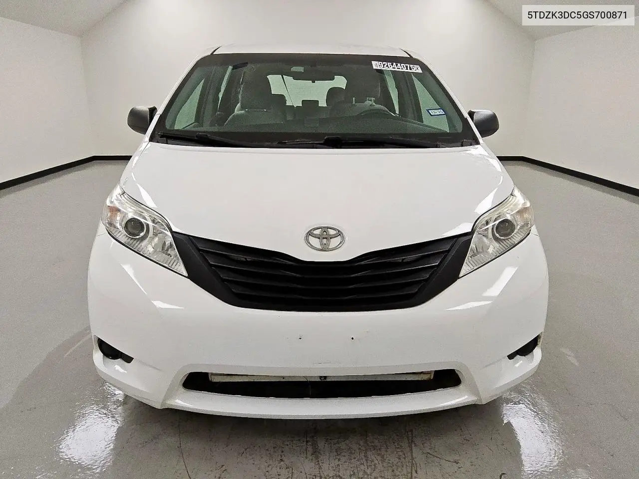 5TDZK3DC5GS700871 2016 Toyota Sienna