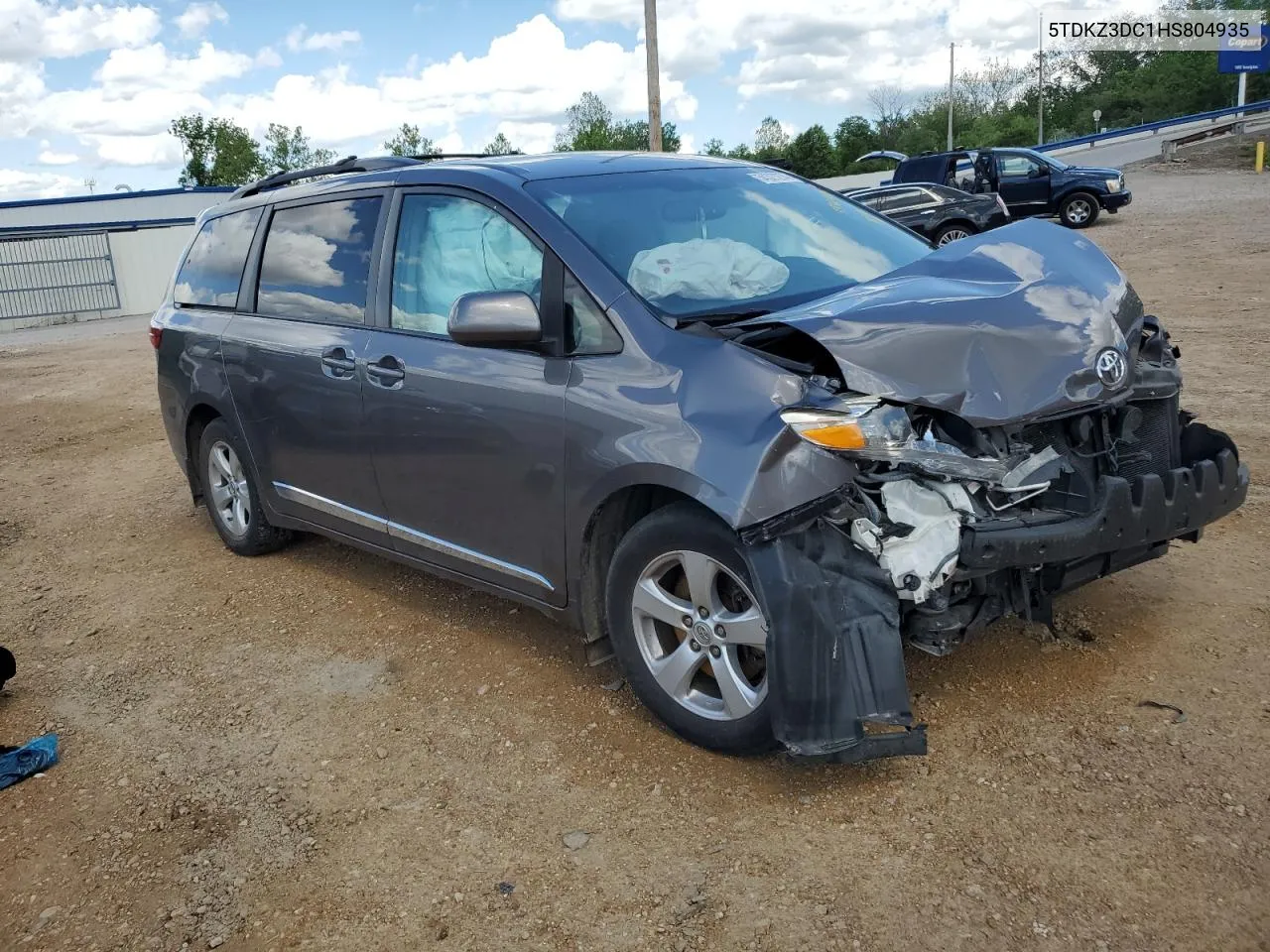 5TDKZ3DC1HS804935 2017 Toyota Sienna Le