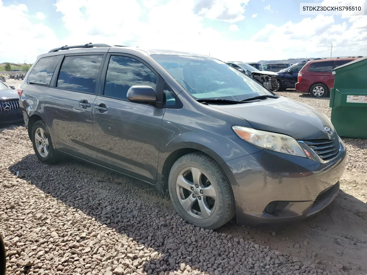 2017 Toyota Sienna Le VIN: 5TDKZ3DCXHS795510 Lot: 72268684