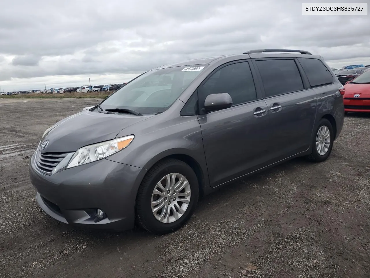 5TDYZ3DC3HS835727 2017 Toyota Sienna Xle