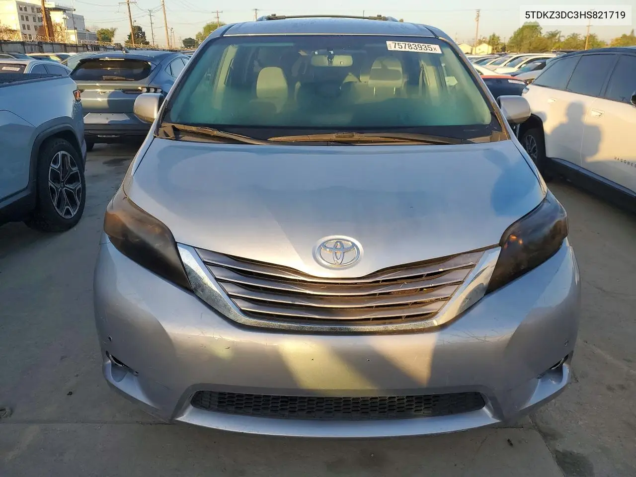 5TDKZ3DC3HS821719 2017 Toyota Sienna Le