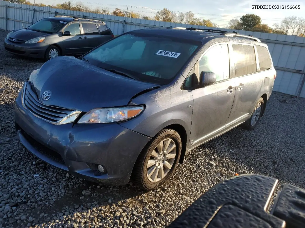 5TDDZ3DCXHS156665 2017 Toyota Sienna Xle