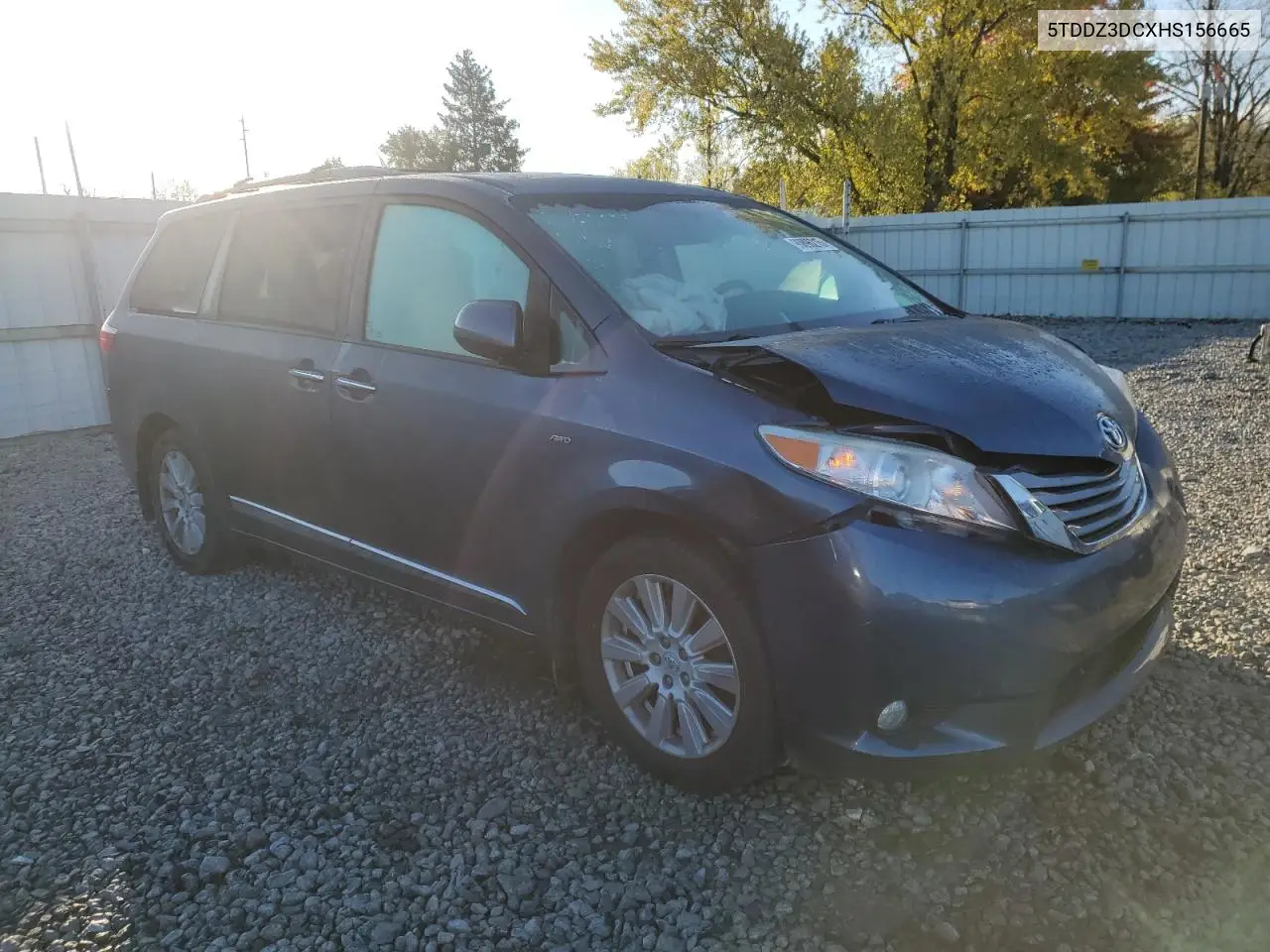 5TDDZ3DCXHS156665 2017 Toyota Sienna Xle