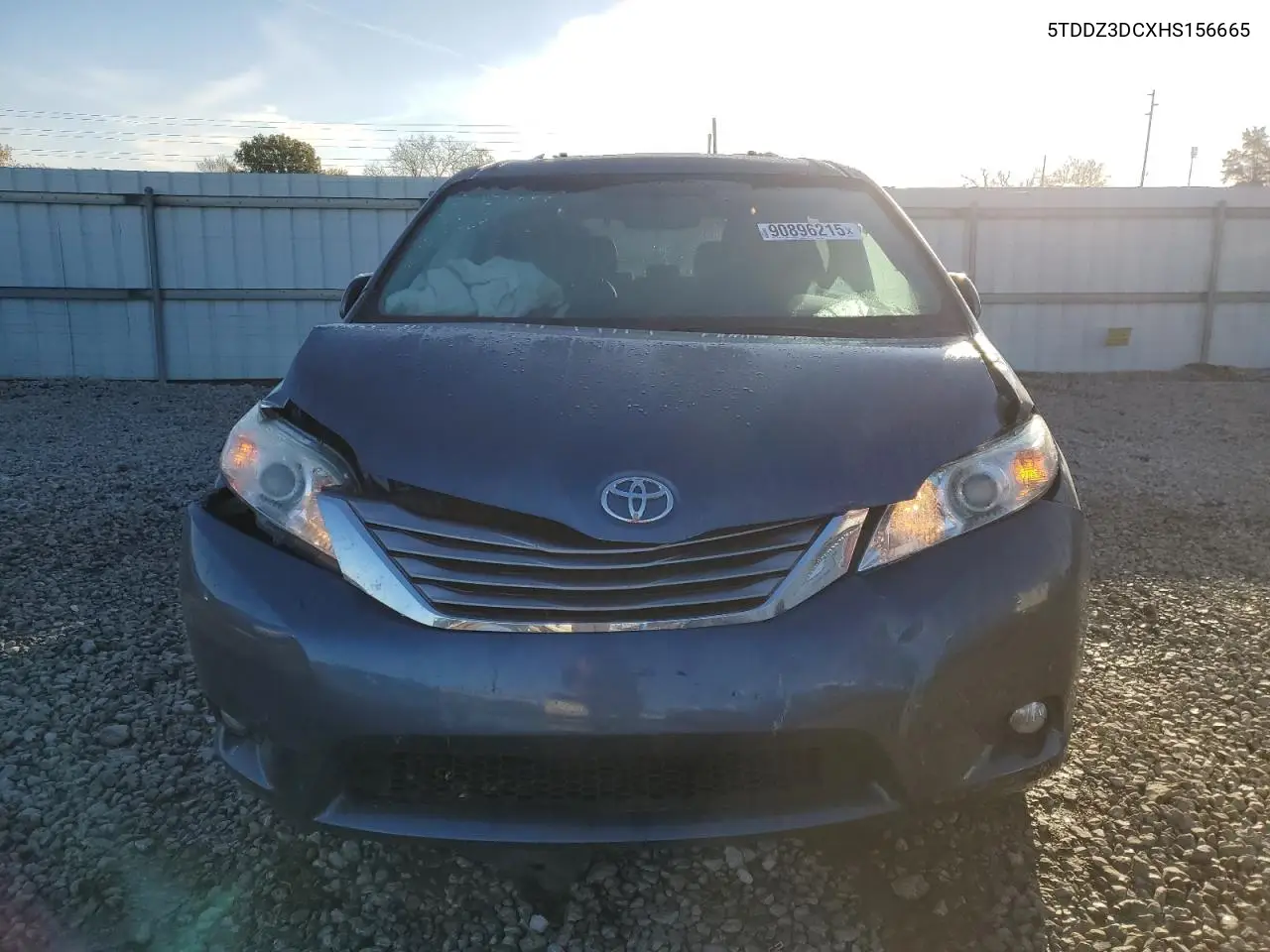 5TDDZ3DCXHS156665 2017 Toyota Sienna Xle