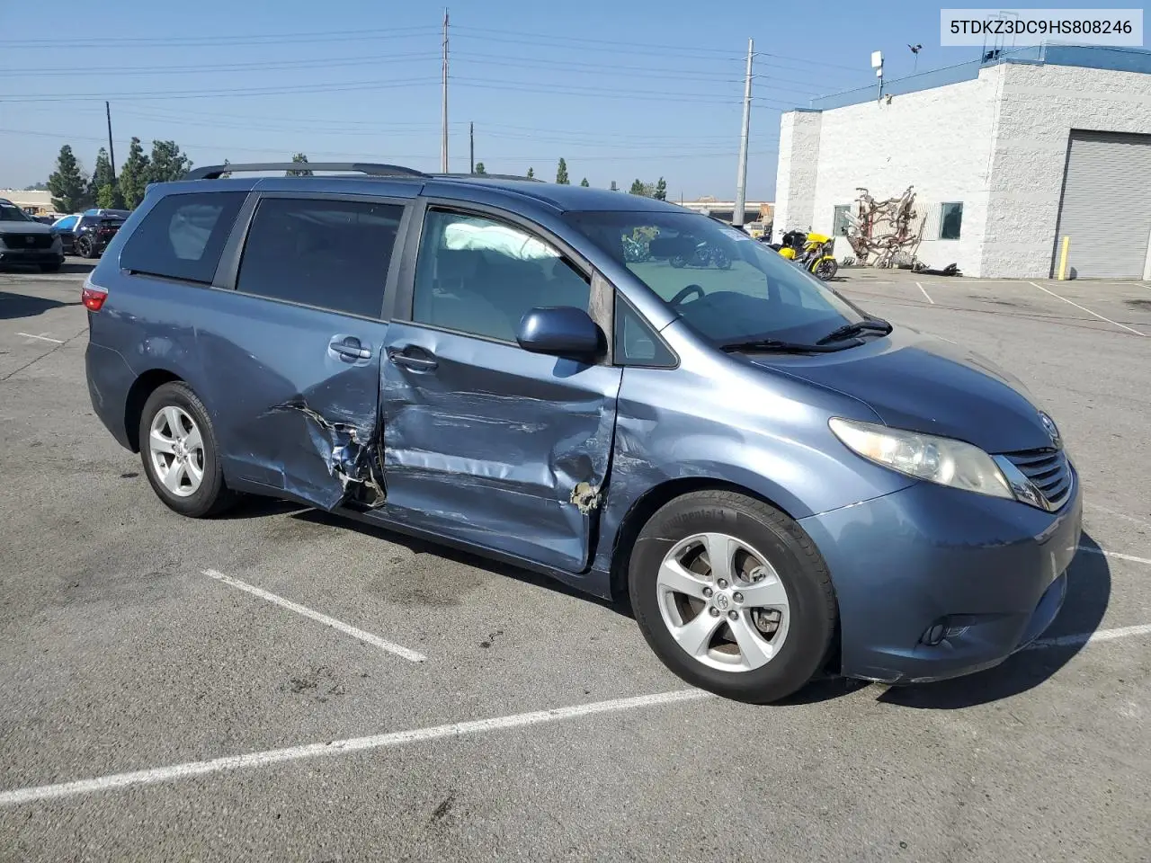 5TDKZ3DC9HS808246 2017 Toyota Sienna Le
