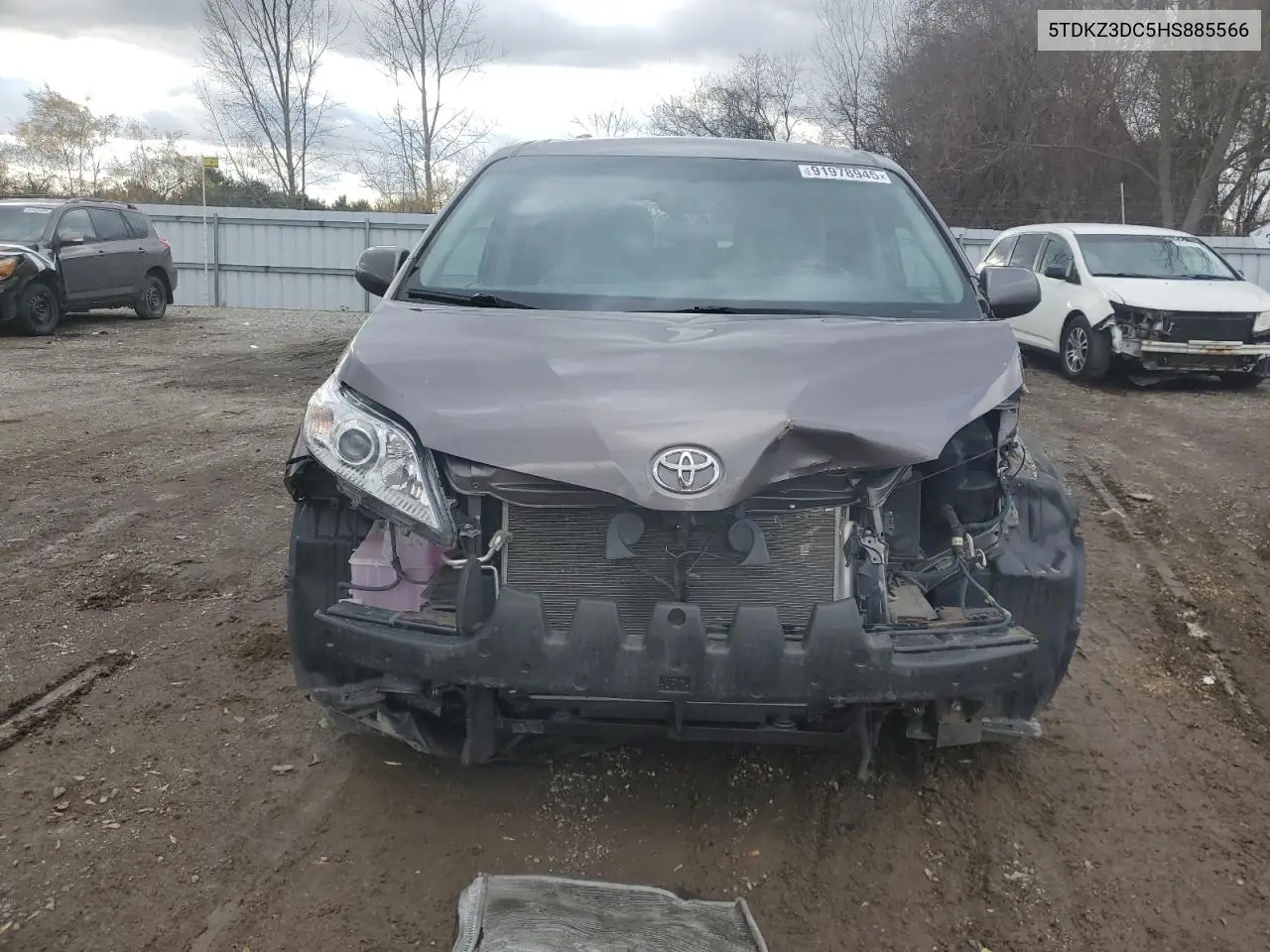 5TDKZ3DC5HS885566 2017 Toyota Sienna Le