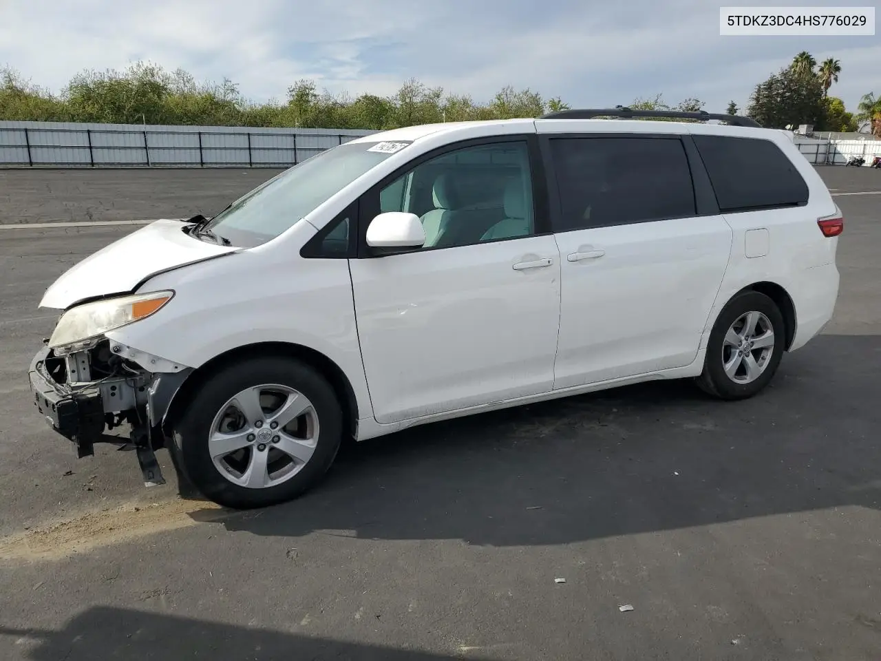 5TDKZ3DC4HS776029 2017 Toyota Sienna Le