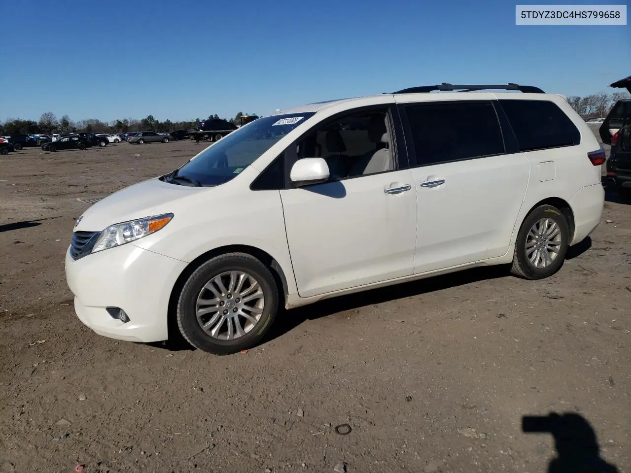 5TDYZ3DC4HS799658 2017 Toyota Sienna Xle