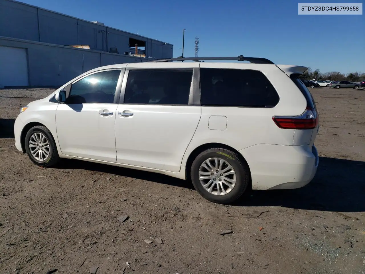5TDYZ3DC4HS799658 2017 Toyota Sienna Xle